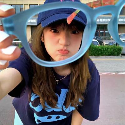 坠楼后我成了她